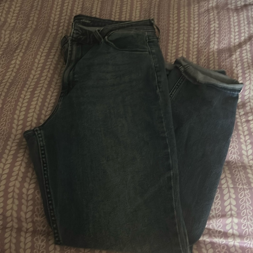 Light wash jeans straight leg